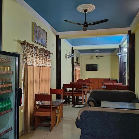 Hotel Daisy Park Bhairāhawā 외부 사진